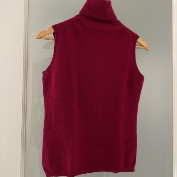 100% cashmere burgundy turtleneck sleeveless - Picture 2 of 4